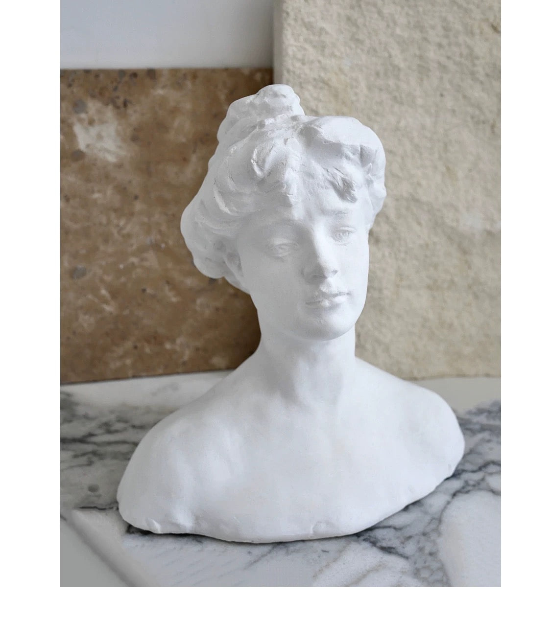Classical White Bust Sculpture - Handmade Ceramic Statue, Greco-Roman Inspired Decorative Art for Modern Interiors (20x10x24cm)