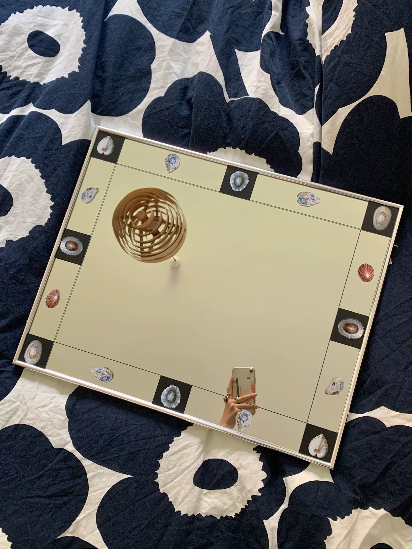 Shell Frame Mirror, Artistic Seashell Wall Mirror, Coastal Retro Accent Mirror, Urban Seashell Worship Home Decor