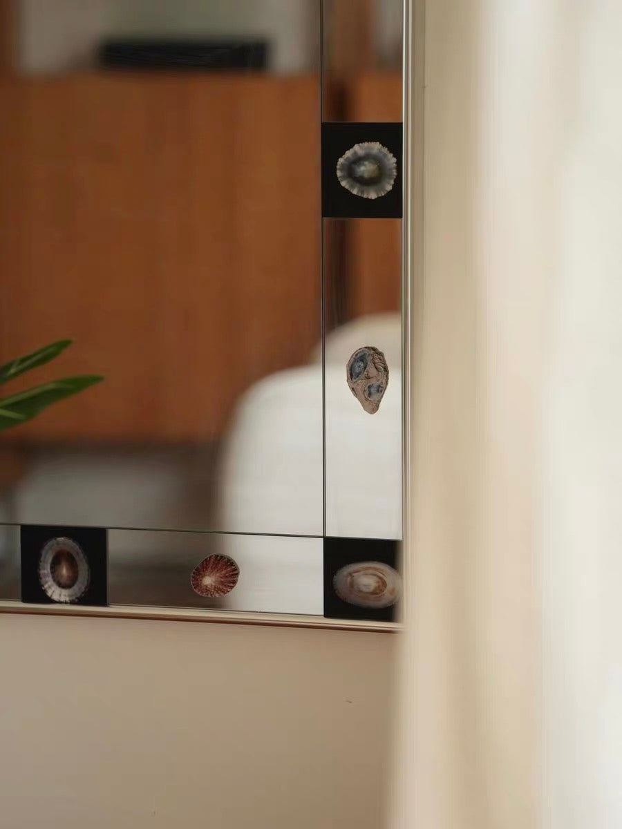 Shell Frame Mirror, Artistic Seashell Wall Mirror, Coastal Retro Accent Mirror, Urban Seashell Worship Home Decor